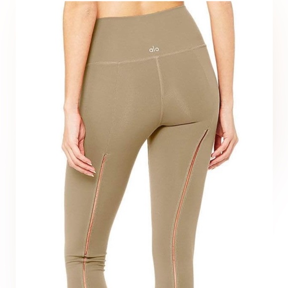 Alo Dash Leggings Medium - Picture 1 of 11